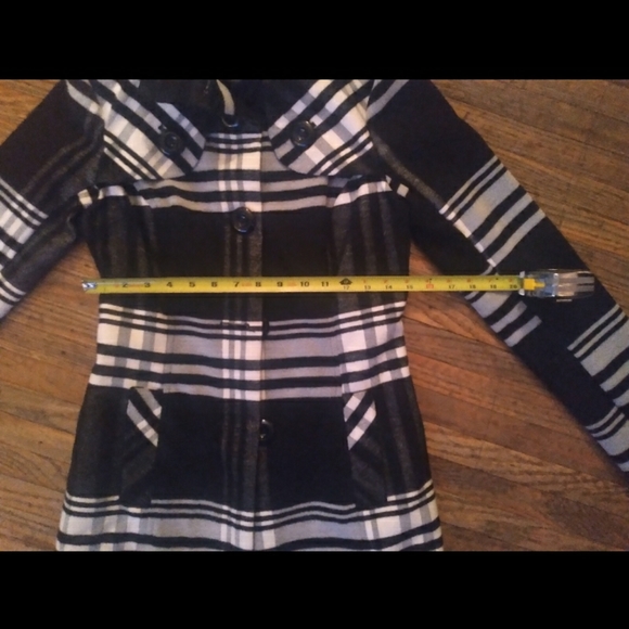 Sold! - Picture 8 of 9